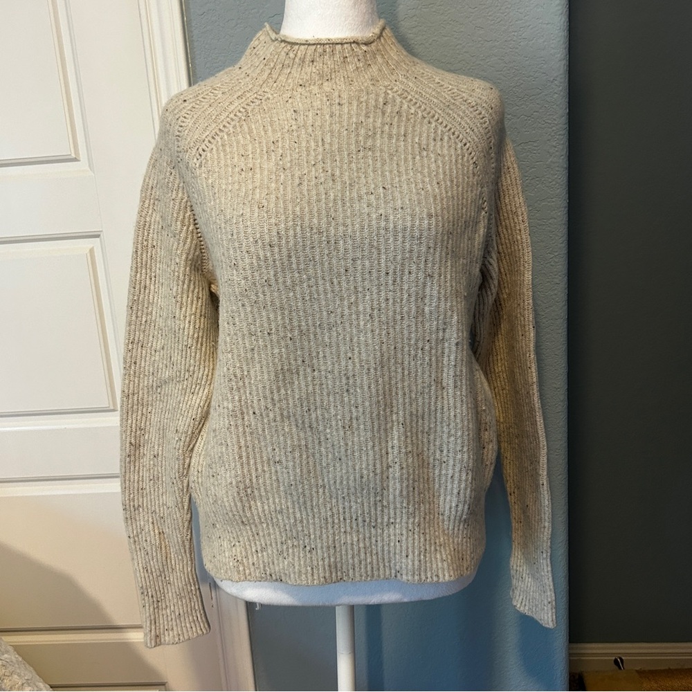 J. CREW Wool Beige Turtleneck Sweater Women’s Size Small